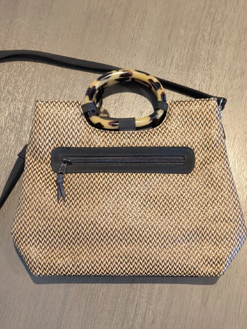 Vintage Marlo Woven Black and Cream Tote with Tortoise Accent Handle - Picture 3 of 14